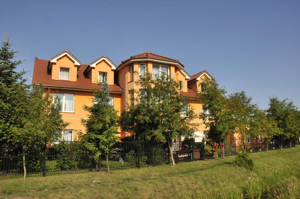 Residenz Saturn Apartment Leba Ngoại thất bức ảnh